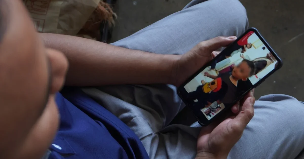 e1d9573b-b385-4744-9782-2f60aed1bbbb_52c69aea